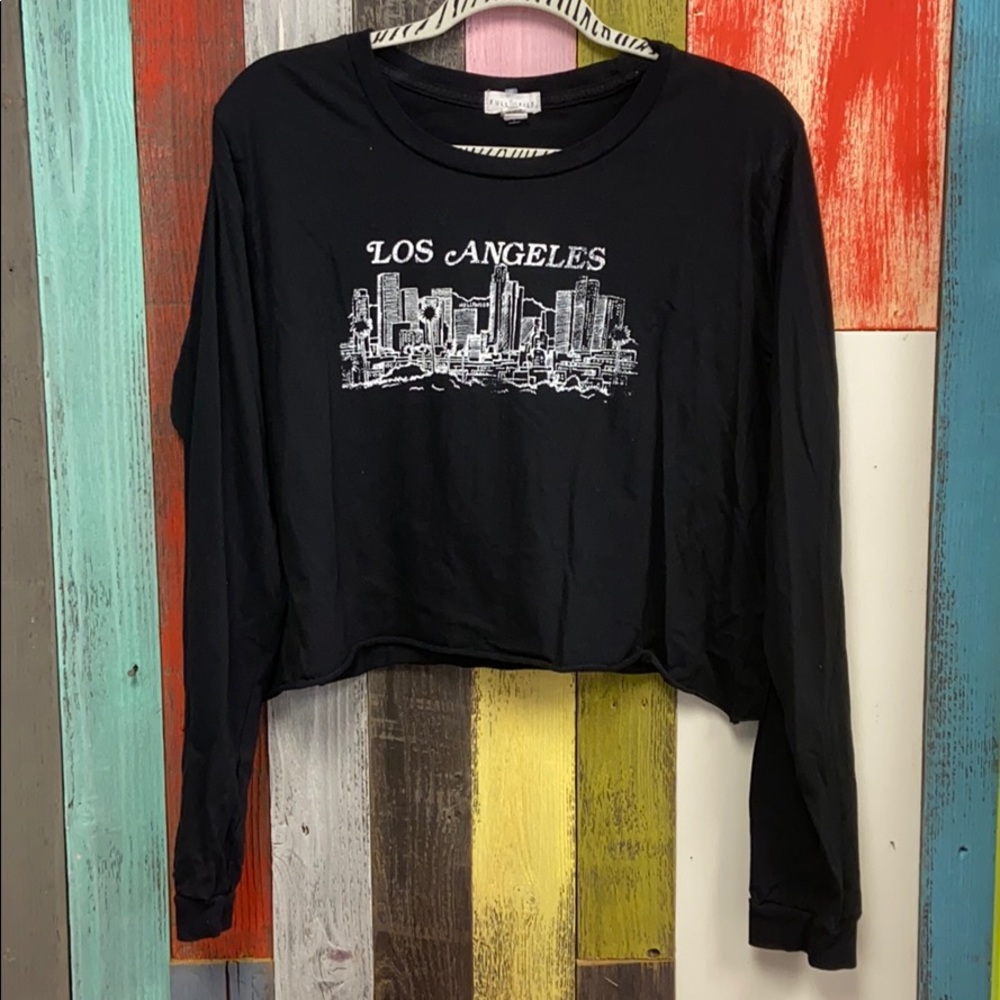Long sleeve Los Angeles shirt kinda cropped